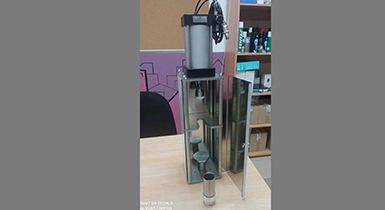 Cylinder filling station